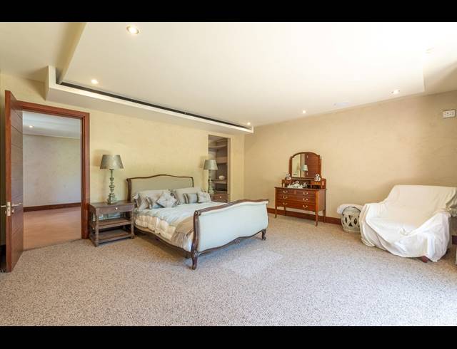 4 BEDROOM HOUSE FOR SALE IN ZIMBALI ESTATE